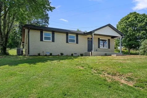 3776 John Taylor Road Woodlawn TN 37191