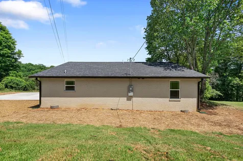 3776 John Taylor Road Woodlawn TN 37191