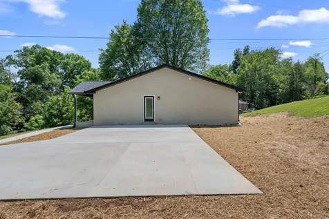 3776 John Taylor Road Woodlawn TN 37191