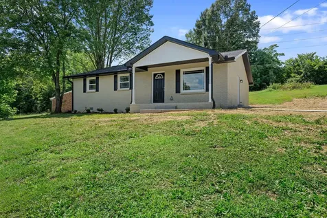 3776 John Taylor Road Woodlawn TN 37191