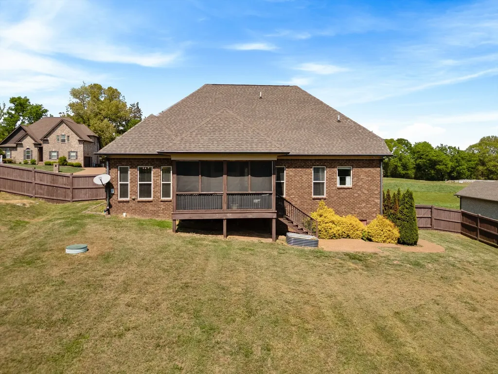56 Harbor Point Lebanon TN 37087