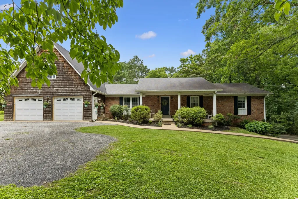 110 Jefferson Drive Columbia TN 38401