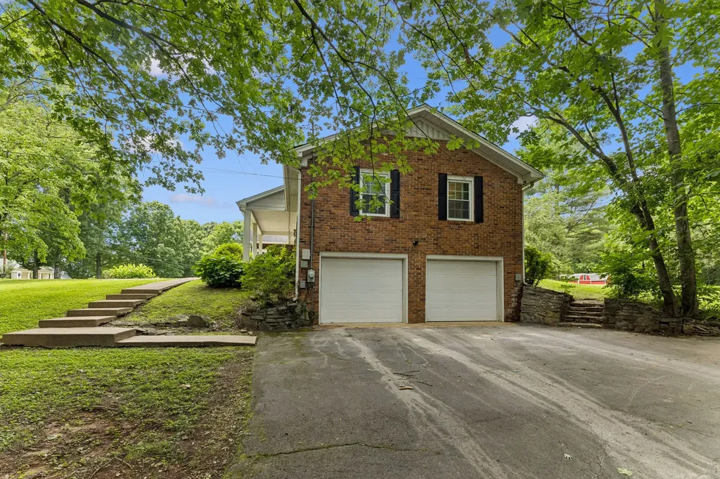110 Jefferson Drive Columbia TN 38401