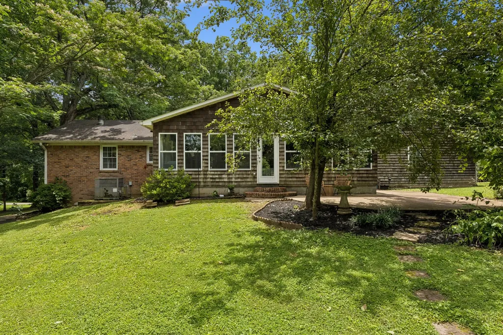 110 Jefferson Drive Columbia TN 38401