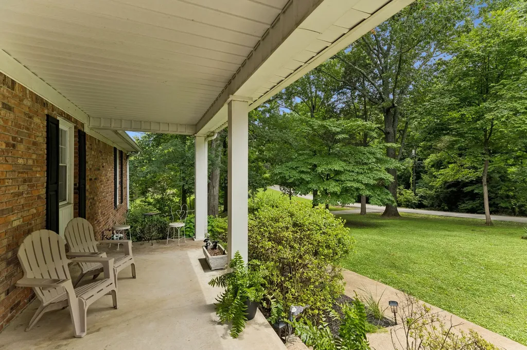 110 Jefferson Drive Columbia TN 38401