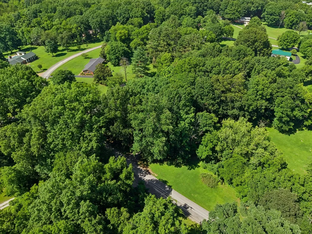 110 Jefferson Drive Columbia TN 38401