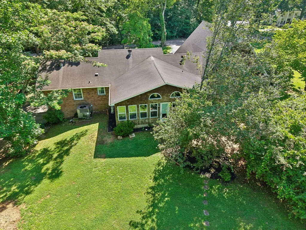 110 Jefferson Drive Columbia TN 38401