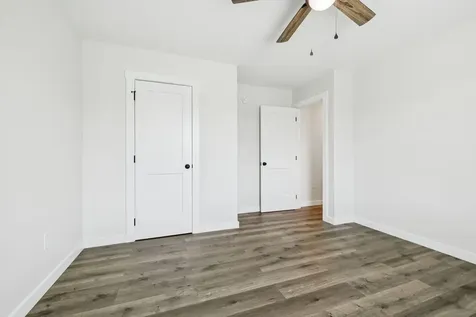 145 Alice Preston Loop Gordonsville TN 38563