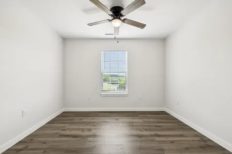 145 Alice Preston Loop Gordonsville TN 38563