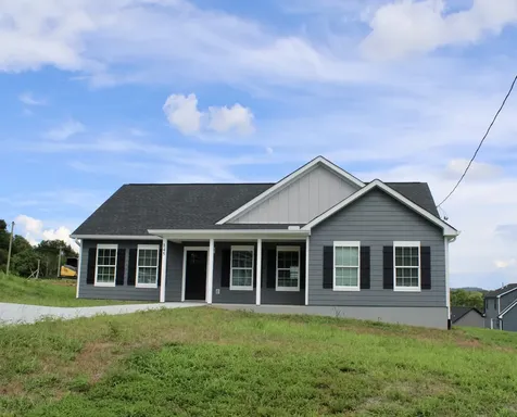 145 Alice Preston Loop Gordonsville TN 38563