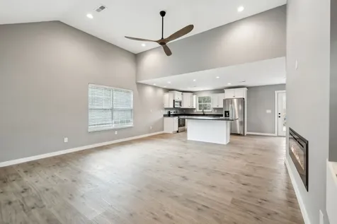 145 Alice Preston Loop Gordonsville TN 38563