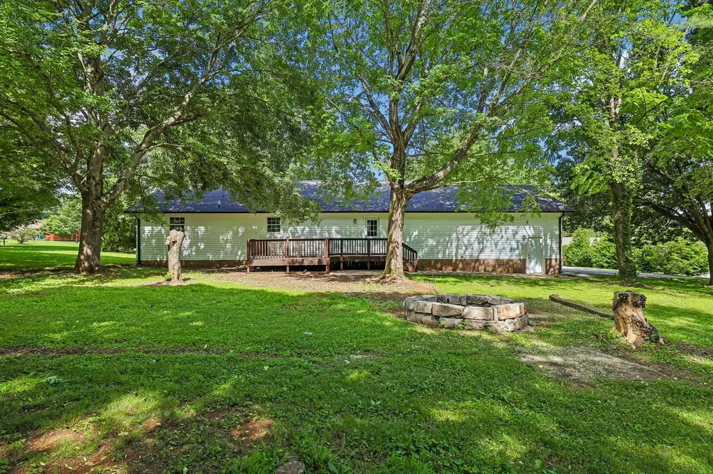 88 Meadow Lane Winchester TN 37398