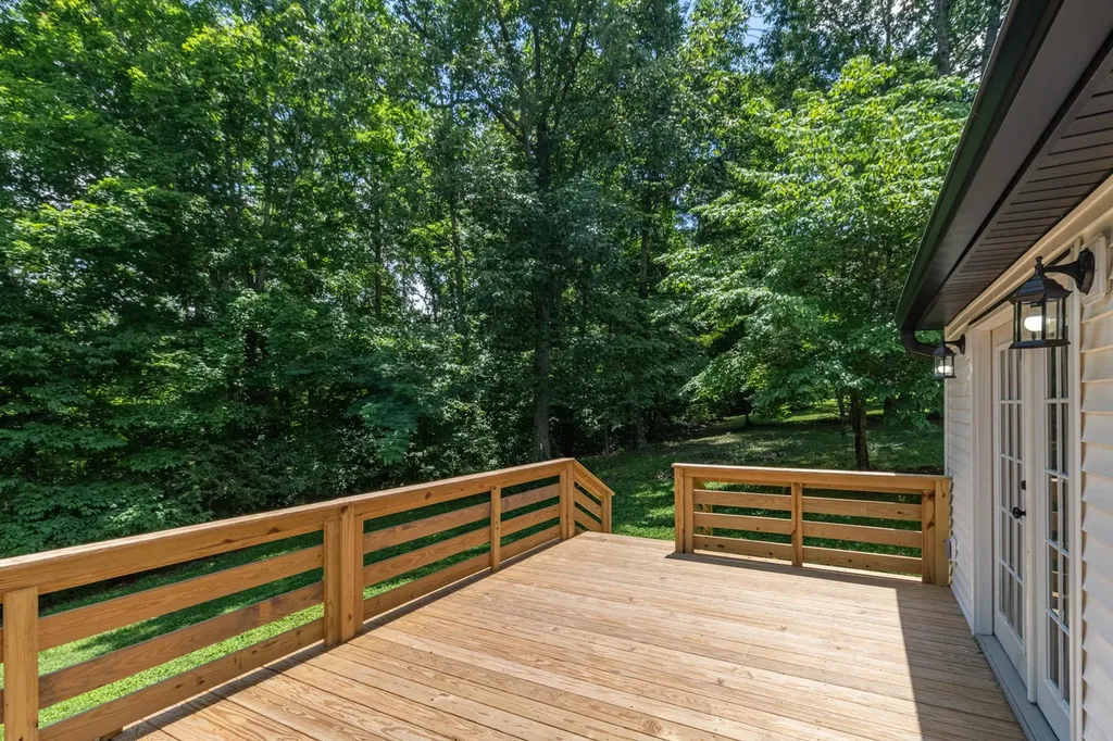 127 Shade Tree Court Pegram TN 37143