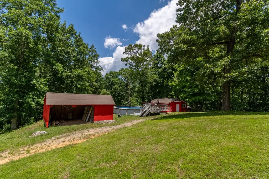 127 Shade Tree Court Pegram TN 37143