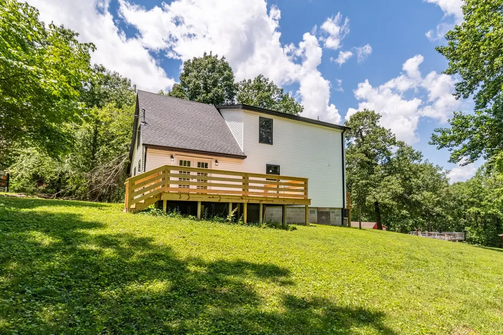 127 Shade Tree Court Pegram TN 37143