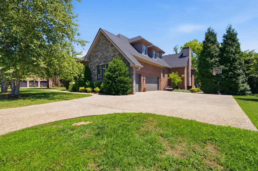 518 Ridgecrest Lane Lebanon TN 37087