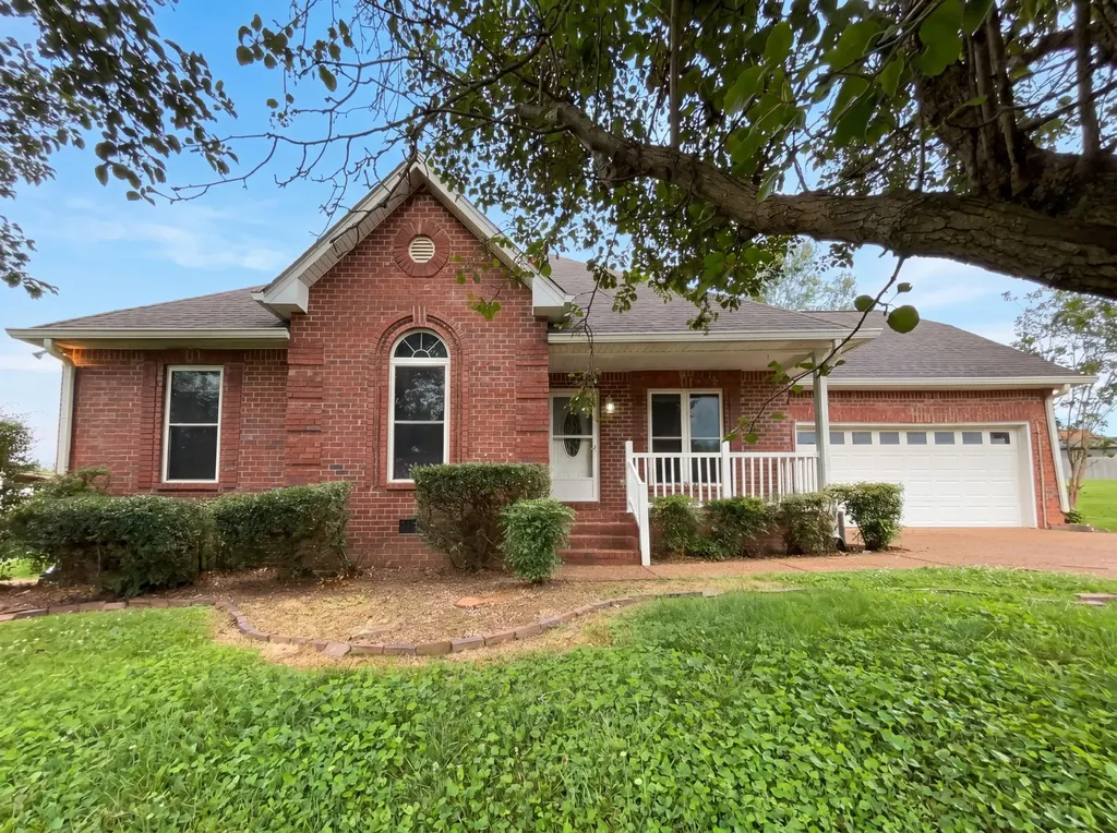 Westmoreland TN, 215 Wagoners Way