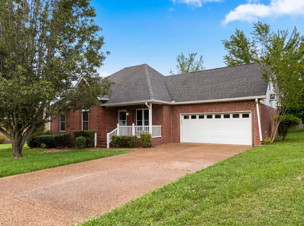 215 Wagoners Way Westmoreland TN 37186
