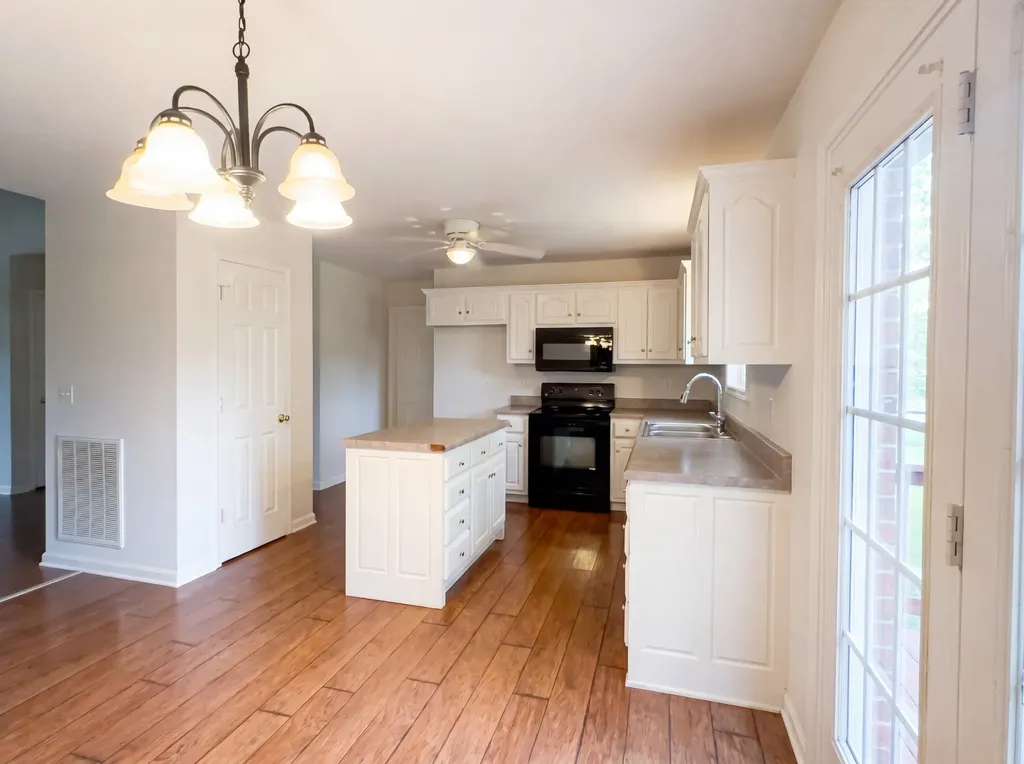 215 Wagoners Way Westmoreland TN 37186