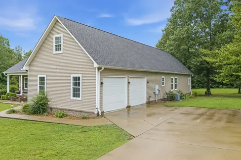 600 Jackson Lane Extension Decaturville TN 38329