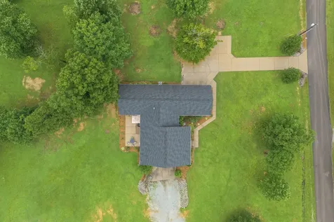 600 Jackson Lane Extension Decaturville TN 38329