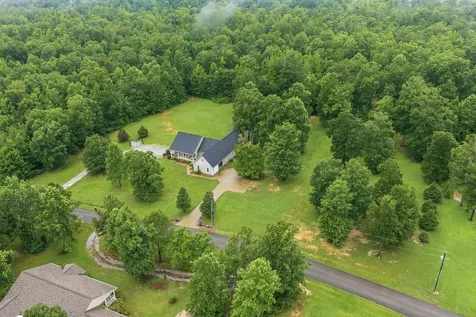 600 Jackson Lane Extension Decaturville TN 38329