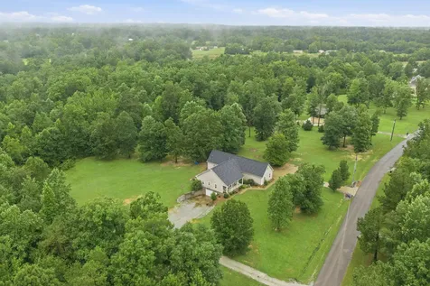 600 Jackson Lane Extension Decaturville TN 38329