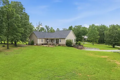 600 Jackson Lane Extension Decaturville TN 38329