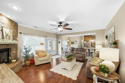 600 Jackson Lane Extension Decaturville TN 38329