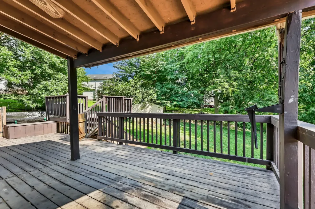 402 Boscobel Court Clarksville TN 37040