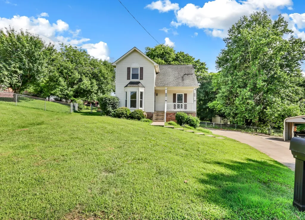 402 Boscobel Court Clarksville TN 37040