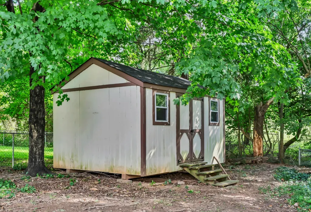 402 Boscobel Court Clarksville TN 37040