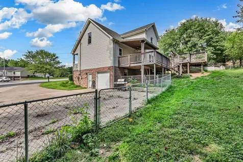 402 Boscobel Court Clarksville TN 37040