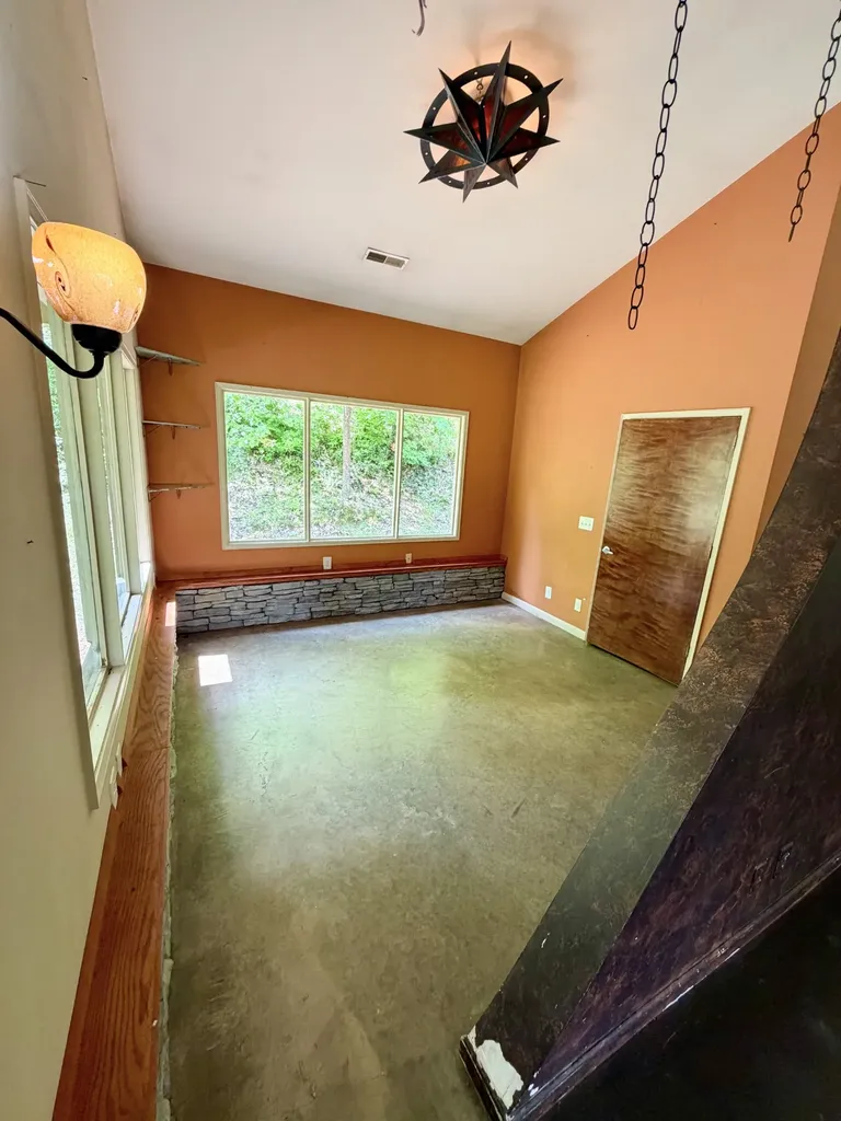 4033 New Highway 96, W Franklin TN 37064