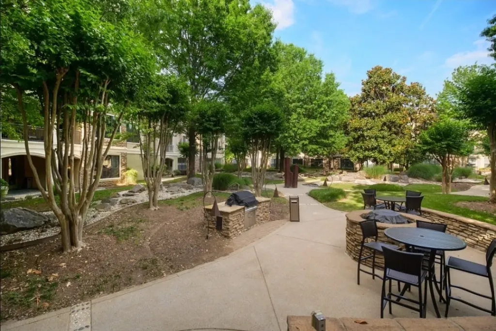 2600 Hillsboro Pike Nashville TN 37212