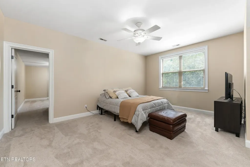 1746 Burnside Drive Maryville TN 37801