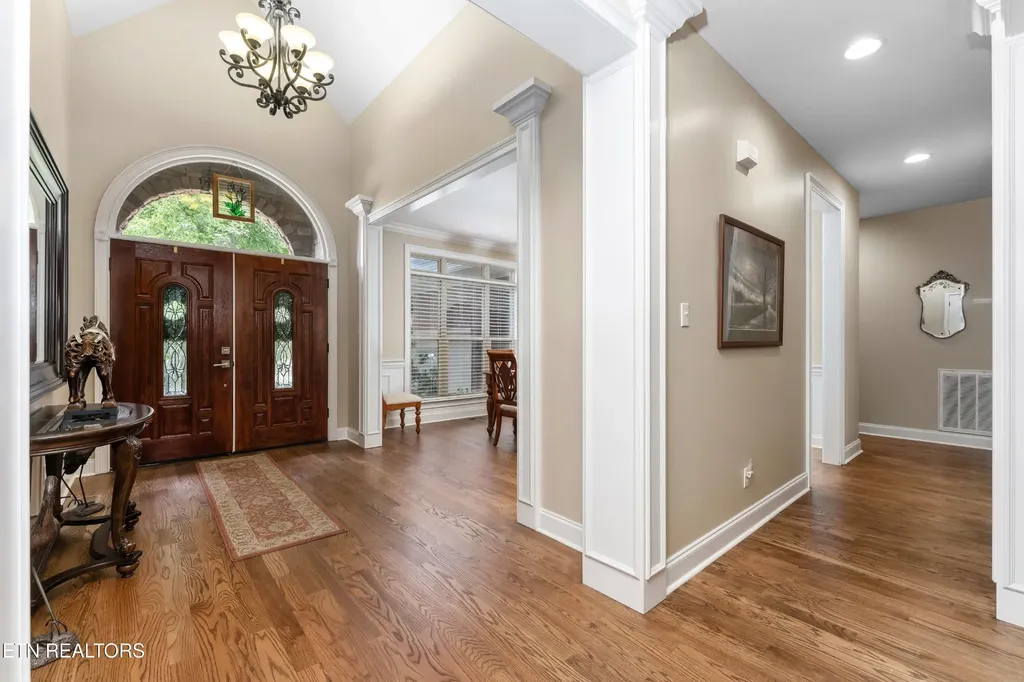 1746 Burnside Drive Maryville TN 37801
