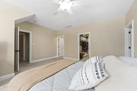 1746 Burnside Drive Maryville TN 37801