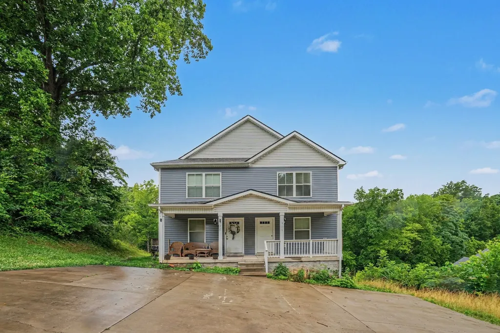 906 E Happy Hollow Drive Clarksville TN 37040