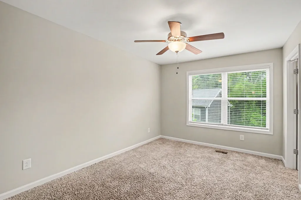906 E Happy Hollow Drive Clarksville TN 37040