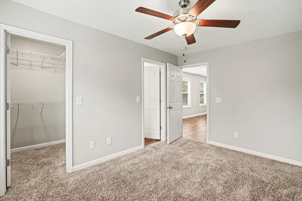 906 E Happy Hollow Drive Clarksville TN 37040