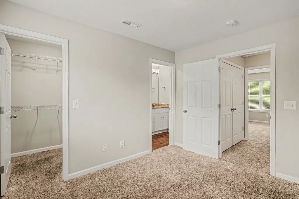 906 E Happy Hollow Drive Clarksville TN 37040