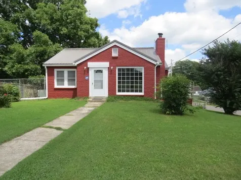 329 S Ingram Street Pulaski TN 38478