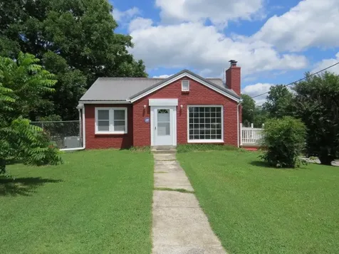 329 S Ingram Street Pulaski TN 38478