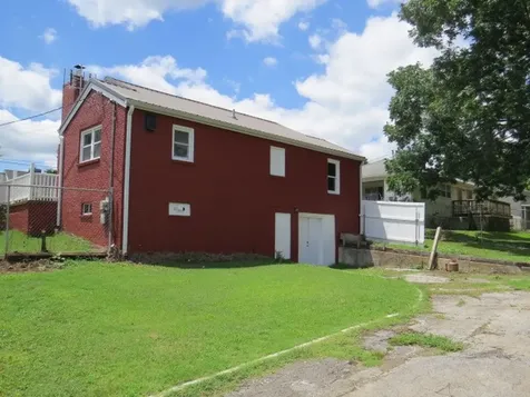 329 S Ingram Street Pulaski TN 38478