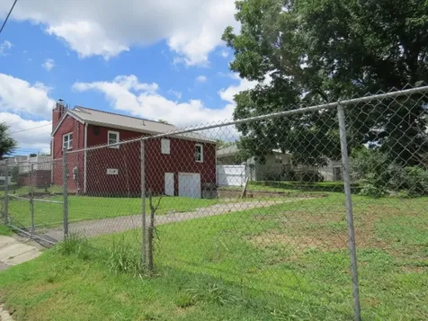 329 S Ingram Street Pulaski TN 38478