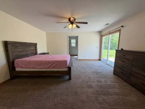 3587 Old Highway 31e Westmoreland TN 37186