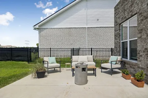 301 Booker Drive Gallatin TN 37066