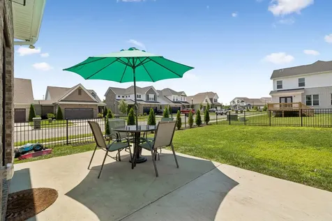 301 Booker Drive Gallatin TN 37066