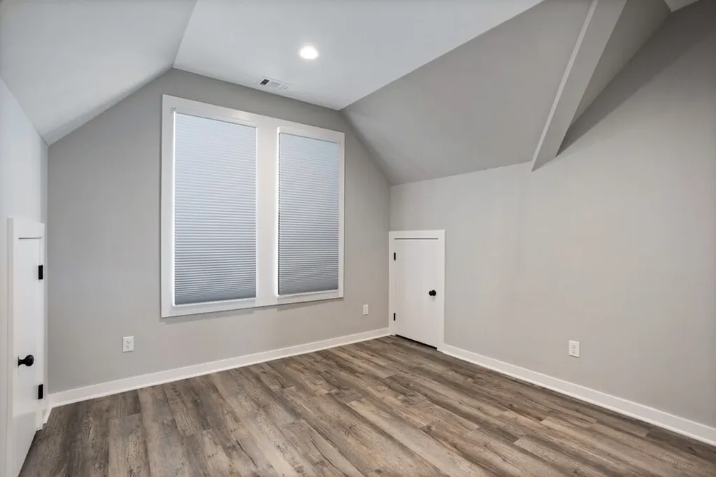 1211 7th Ave, N Nashville TN 37208